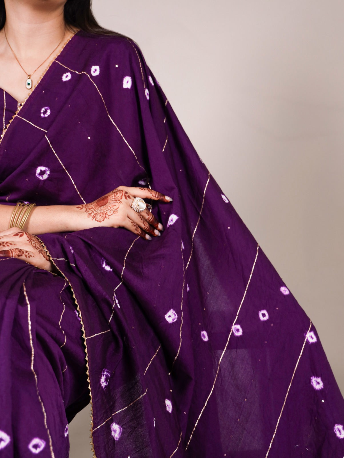 Elegance meets ethereal charm in this enchanting Viscose chanderi saree