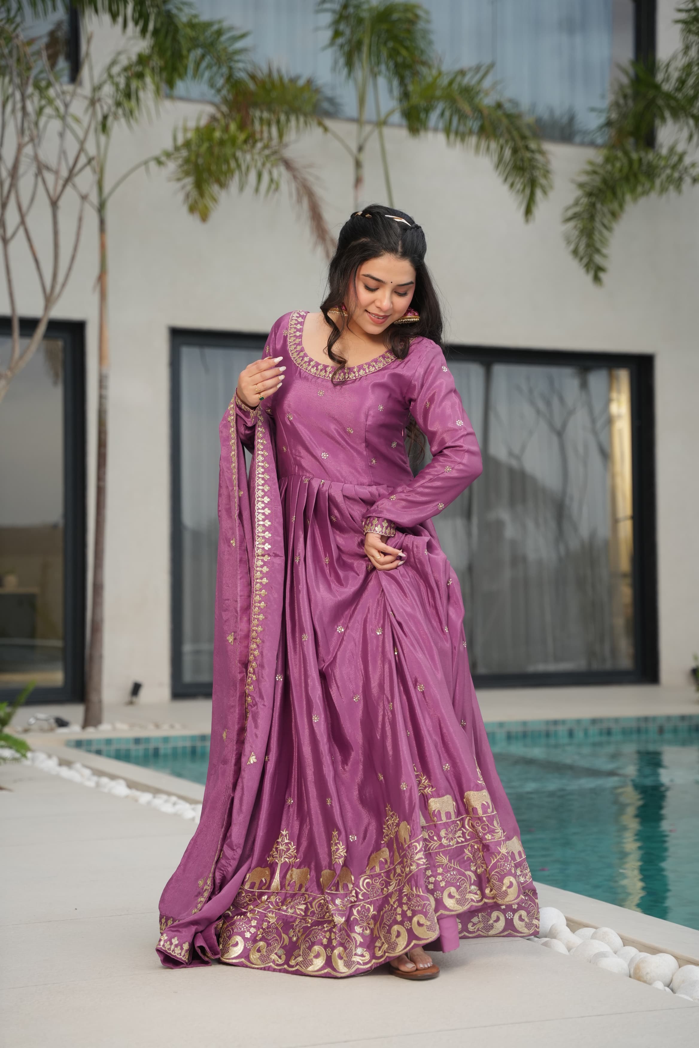 REMIUM DESIGNER READYMADE GOWN