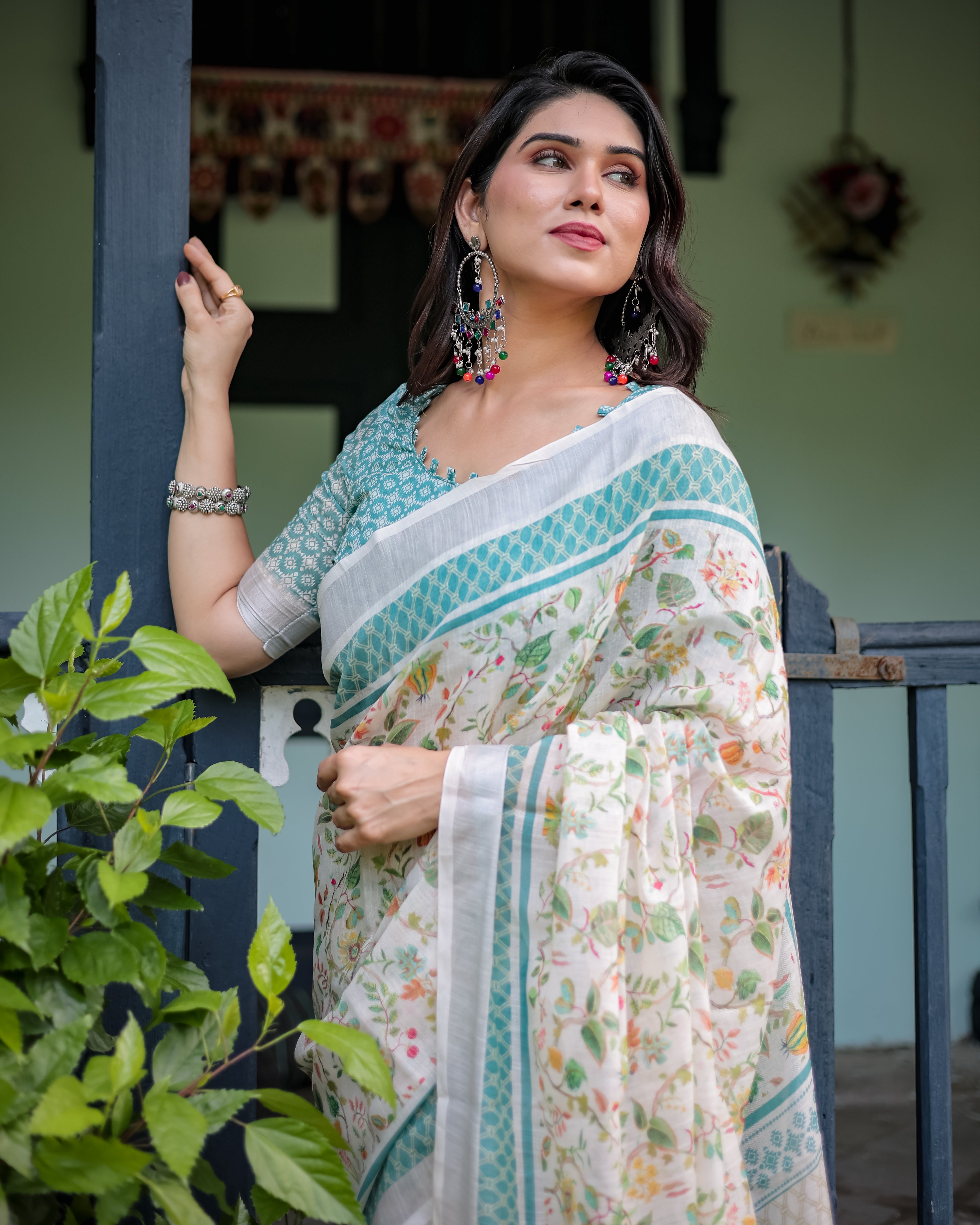 Elegant Floral Printed Pure Cotton Linen Saree in Ivory with Teal Border and Blouse Tassels on Edges LINEN H 121130