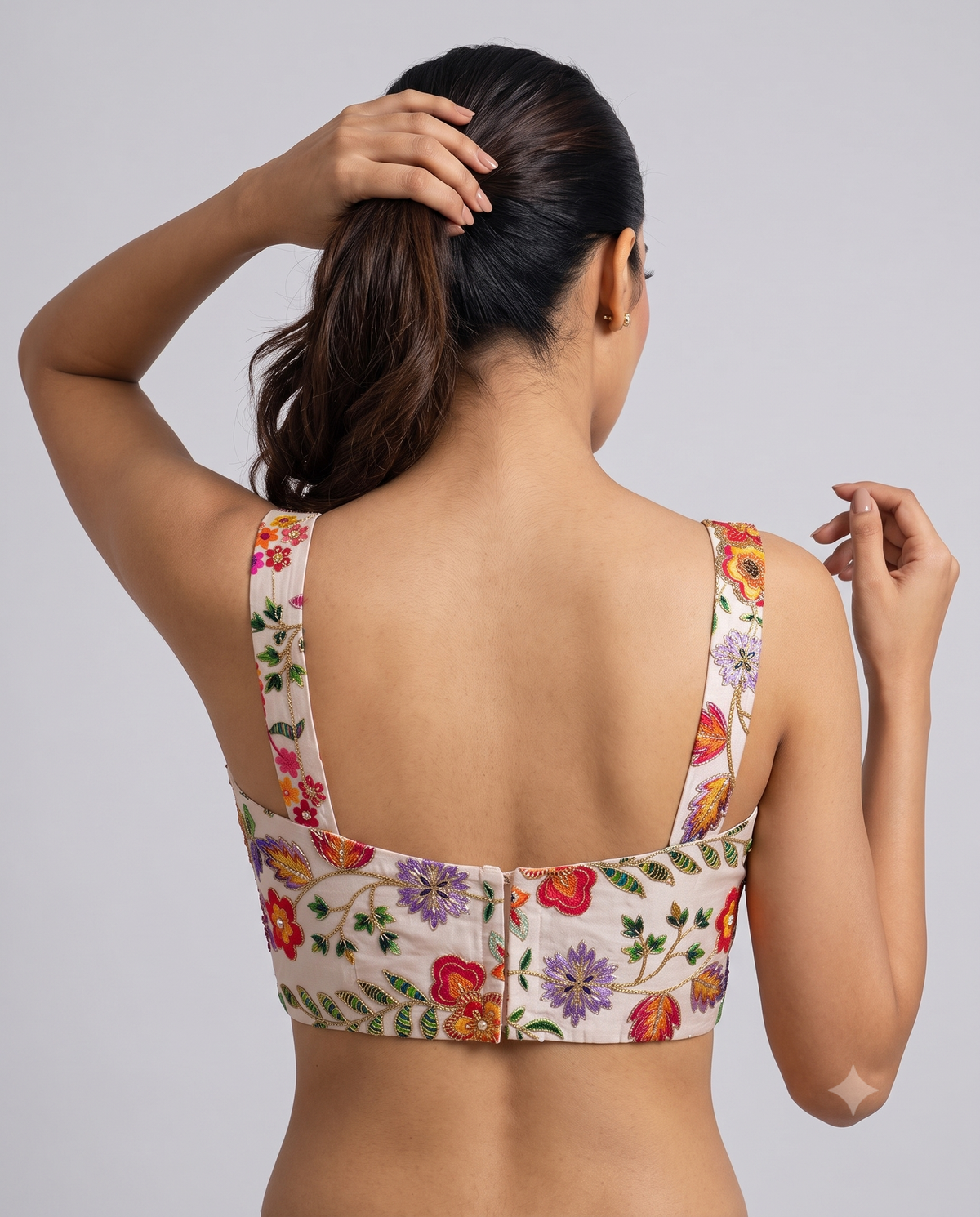 Royal Position Print Sleeveless Designer Blouse