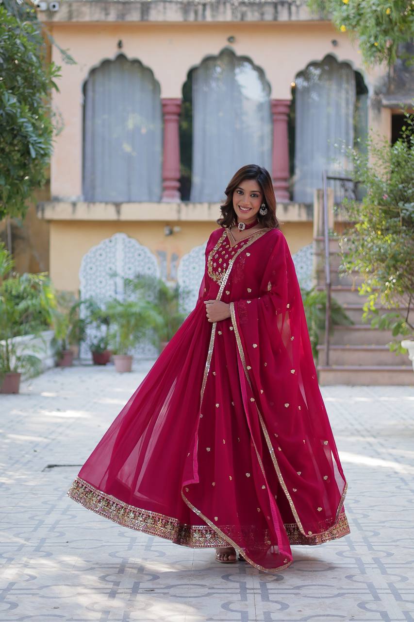 Royal Elegance: Pink Anarkali Suit with Traditional Touch
