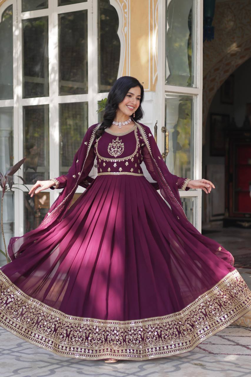 "Gracefully Embellished Kurta with Royal Threadwork Elegance"