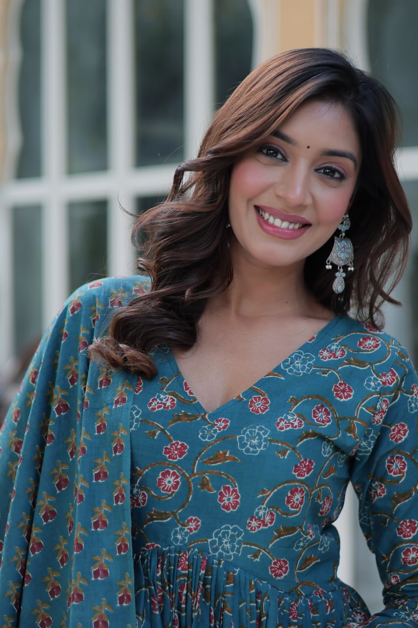 Elegant Teal Floral Anarkali Set for a Royal Look