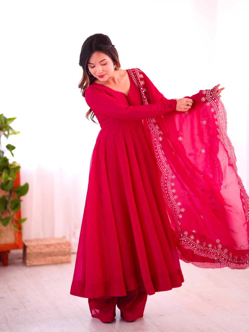 Launching New Real Modeling Heavy Designer Party Wear Look Gown-Dupatta in Heavy Embroidery Sequence Work