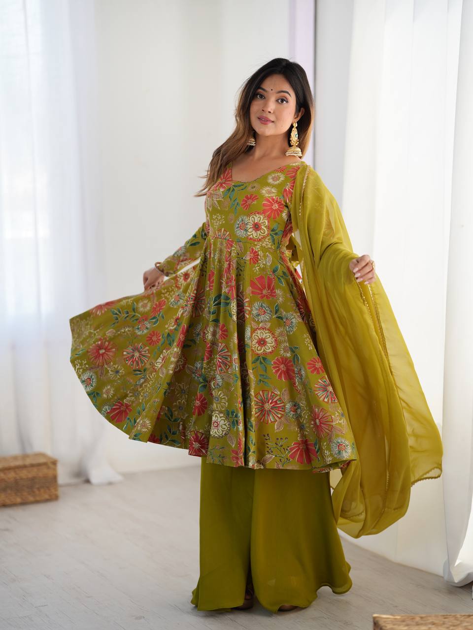 PRINT FABRIC FULLY FLAIR KEDIYA STYLE KURTA,WITH DUPPTA SET,PALAZZO
