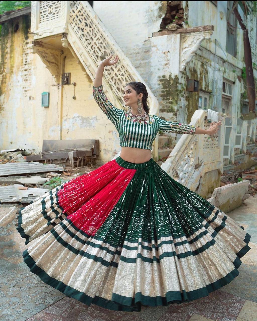 NEW DESIGNER PRINTED LAHENGA CHOLI