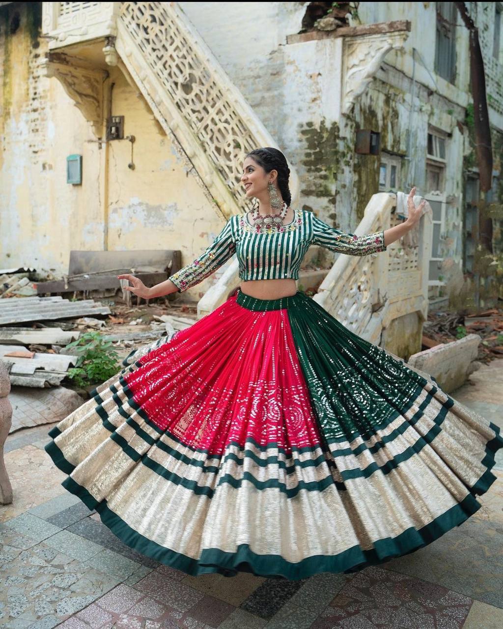 NEW DESIGNER PRINTED LAHENGA CHOLI