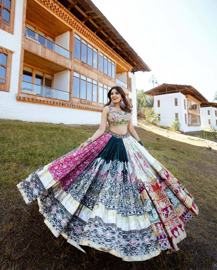 NEW DESIGNER PRINTED LAHENGA CHOLI
