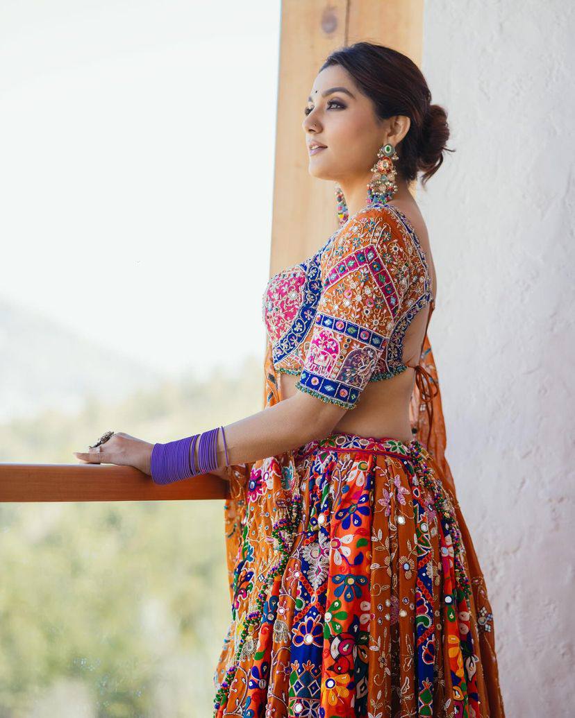 NEW DESIGNER PRINTED LAHENGA CHOLI