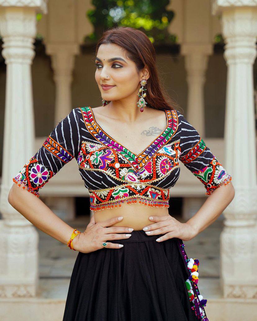 NEW NAVRATRI SPECIAL DESIGNER PRINTED LAHENGA CHOLI