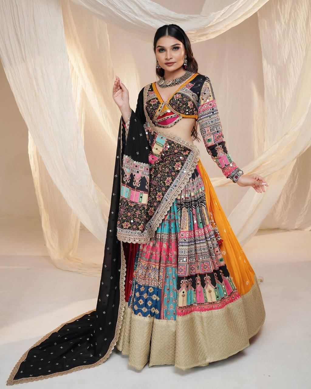 NEW NAVRATRI SPECIAL DESIGNER PRINTED LAHENGA CHOLI