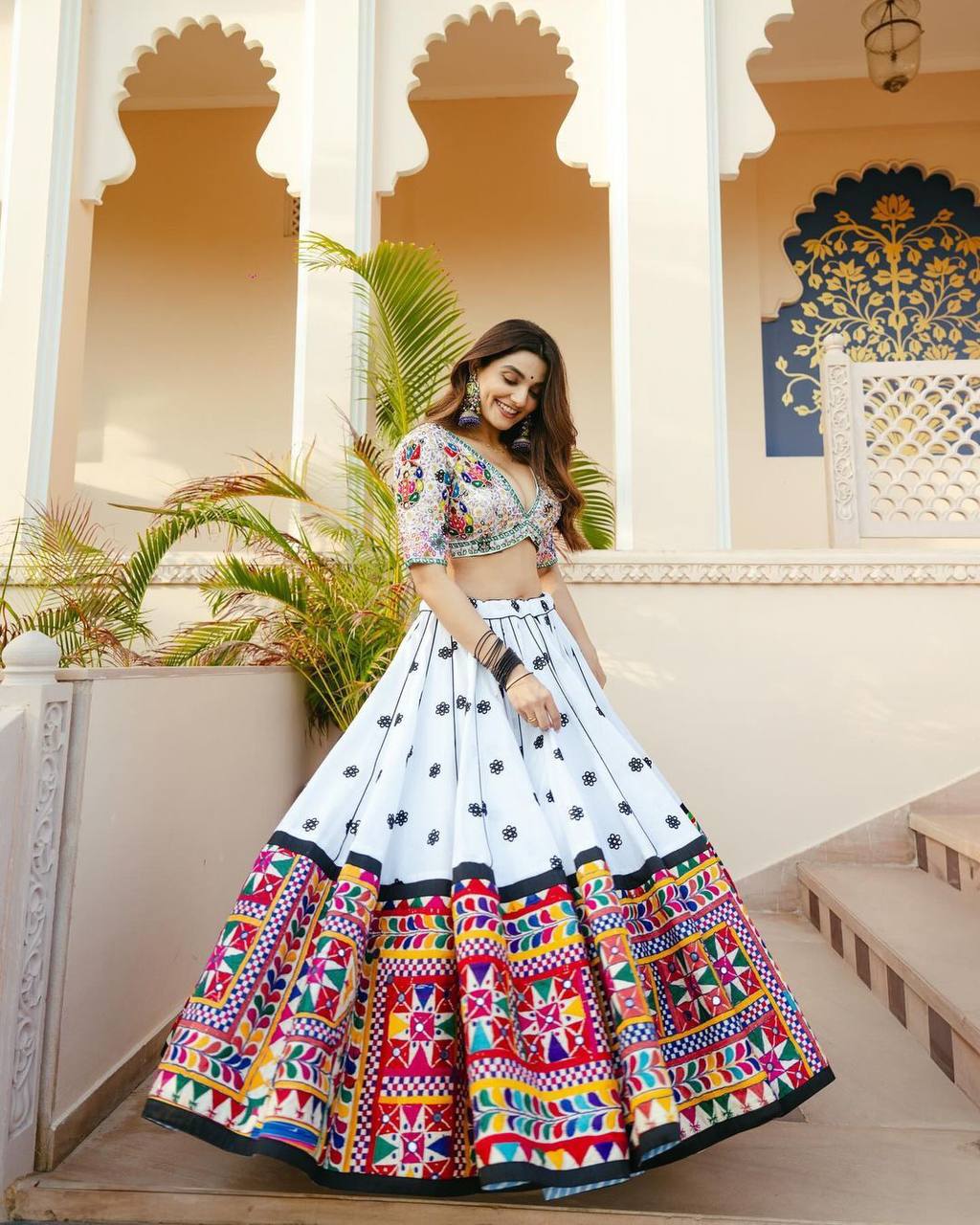 NEW NAVRATRI SPECIAL DESIGNER PRINTED &amp; *EMBROIDERIED* LAHENGA CHOLI