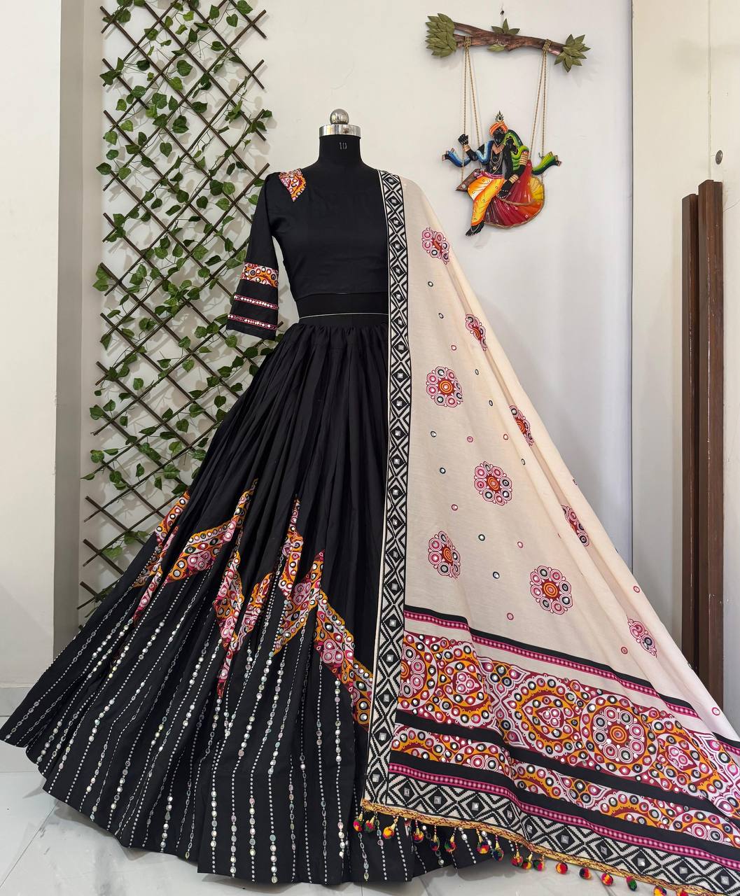 NEW NAVRATRI SPECIAL DESIGNER PRINTED LAHENGA CHOLI