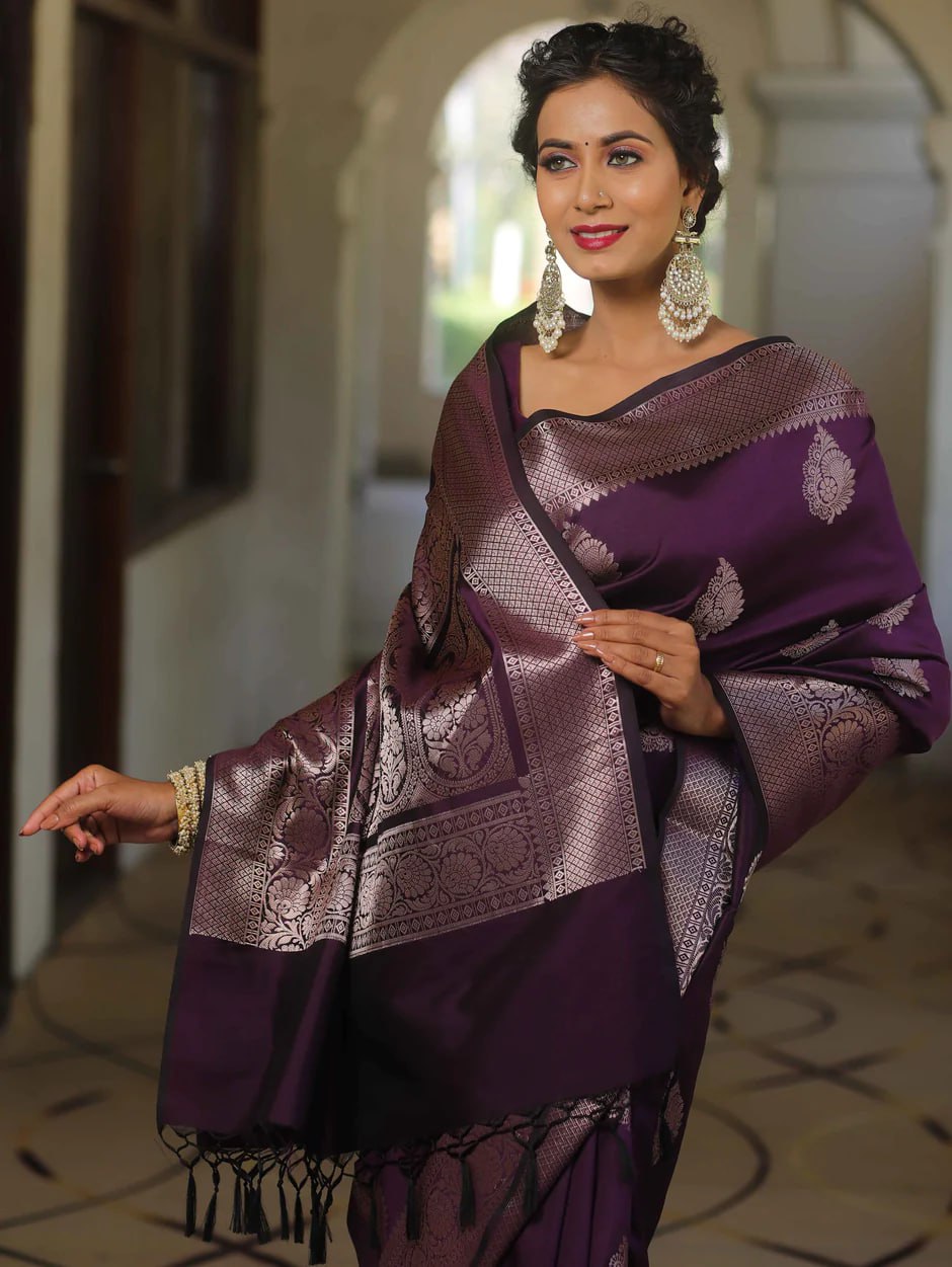 Zari Woven Kanjeevaram Silk Saree