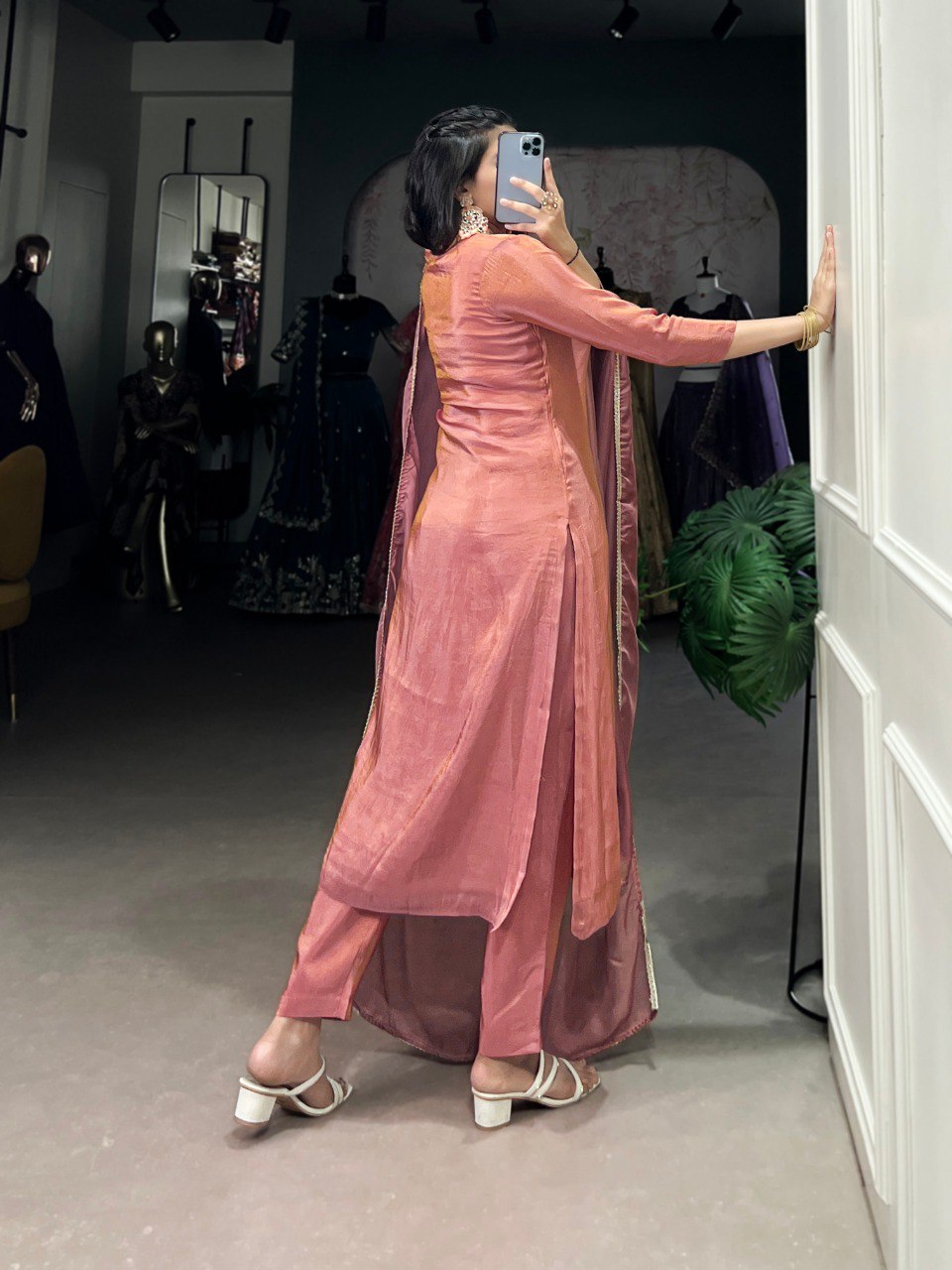 This kurta set isn’t just an outfit