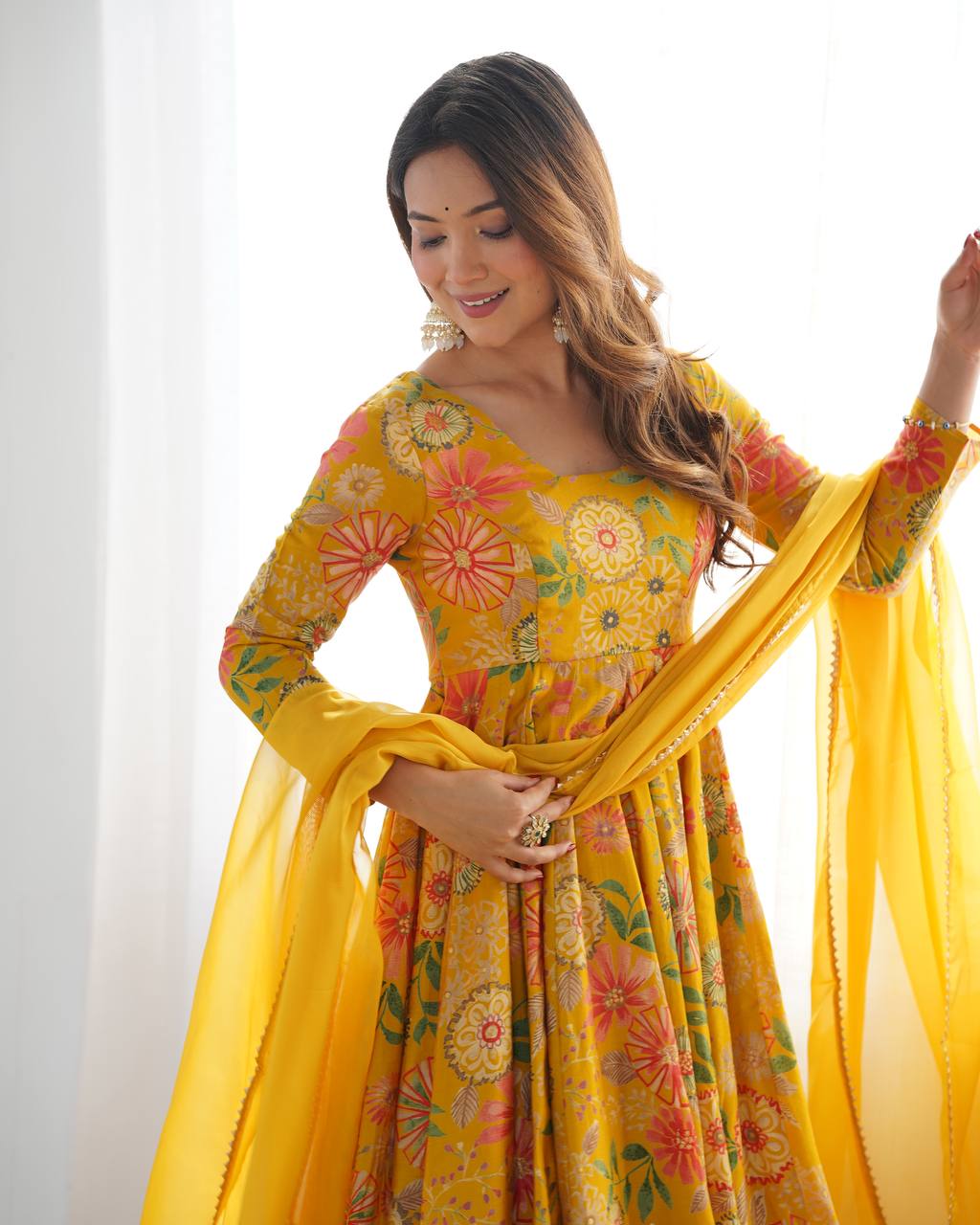 PRINT FABRIC FULLY FLAIR KEDIYA STYLE KURTA,WITH DUPPTA SET,PALAZZO